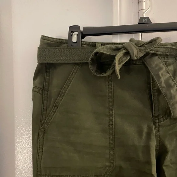 Women's Army Green Loft jeans - Picture 4 of 7